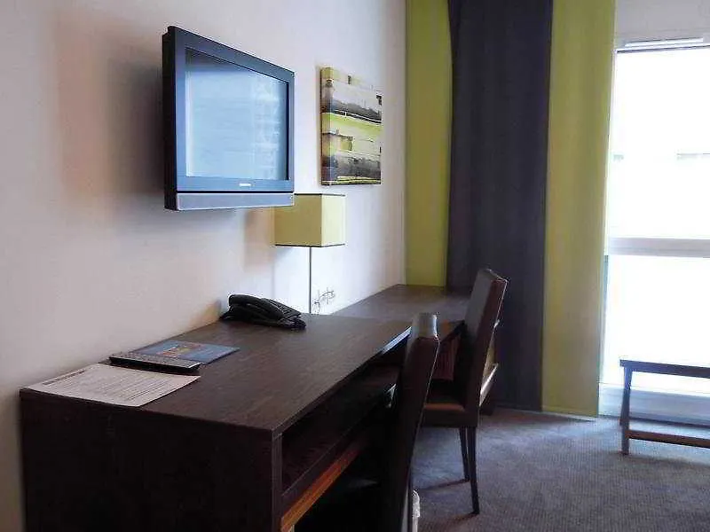 Hotel Residence Lagrange City Les Rives De Seine Courbevoie
